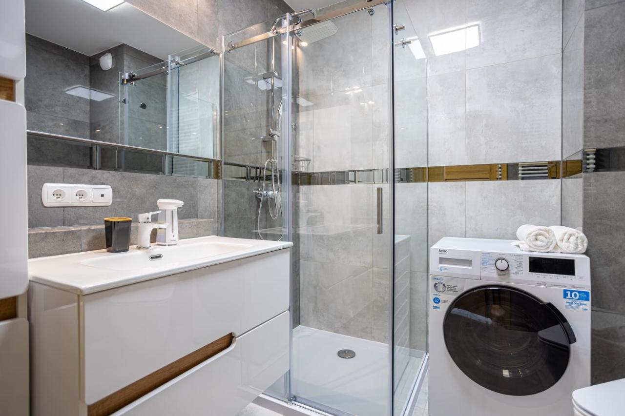 Smart Loqum Nowy Apartament - Walowa 40 Leilighet